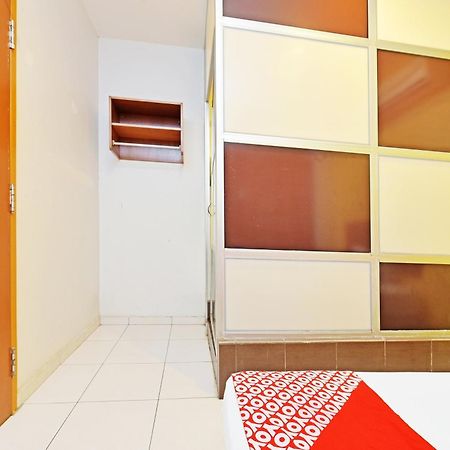 Oyo 582 Hotel Walk Inn Kampong Pasir Puteh (Melaka) Exterior foto