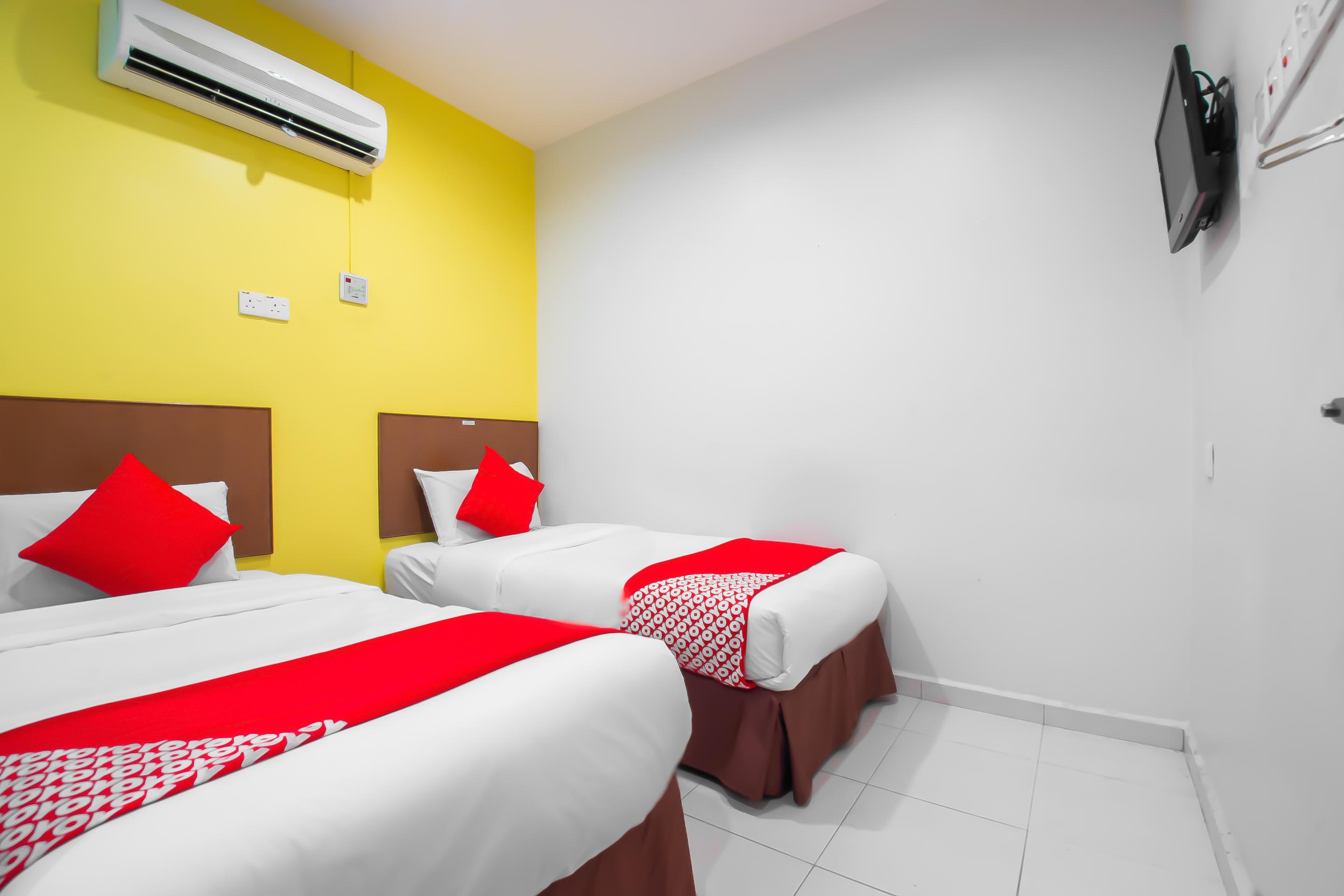 Oyo 582 Hotel Walk Inn Kampong Pasir Puteh (Melaka) Exterior foto