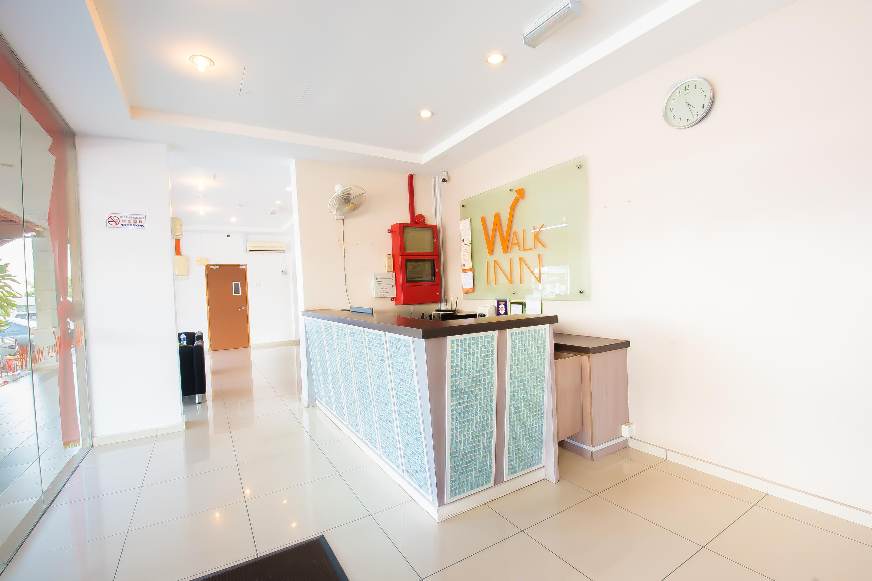 Oyo 582 Hotel Walk Inn Kampong Pasir Puteh (Melaka) Exterior foto
