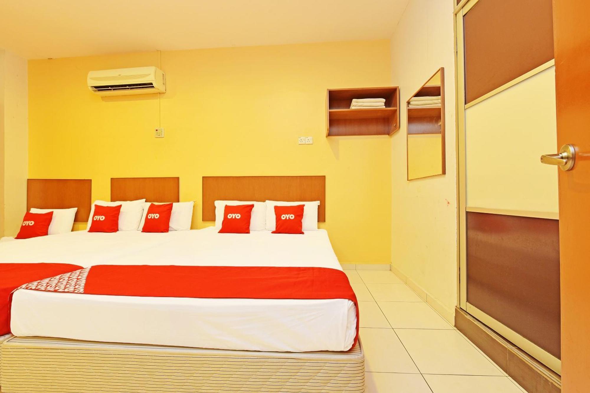 Oyo 582 Hotel Walk Inn Kampong Pasir Puteh (Melaka) Exterior foto