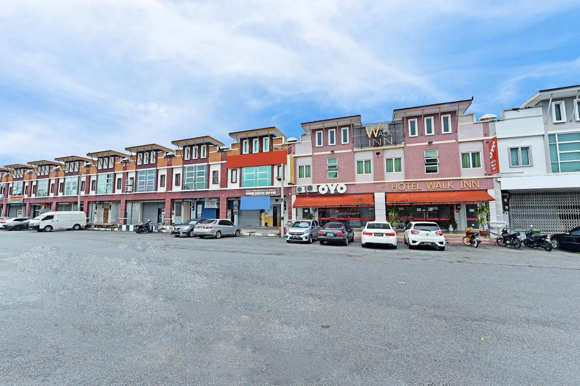 Oyo 582 Hotel Walk Inn Kampong Pasir Puteh (Melaka) Exterior foto