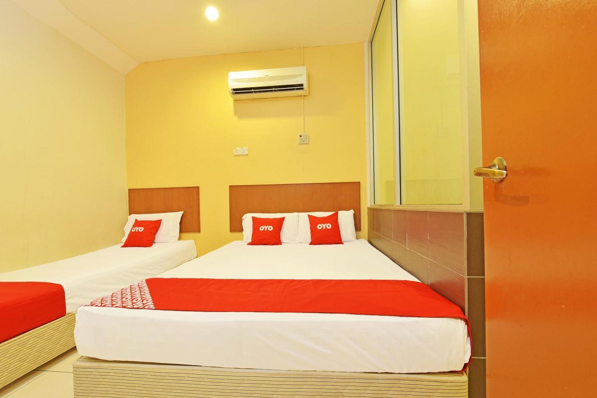 Oyo 582 Hotel Walk Inn Kampong Pasir Puteh (Melaka) Exterior foto